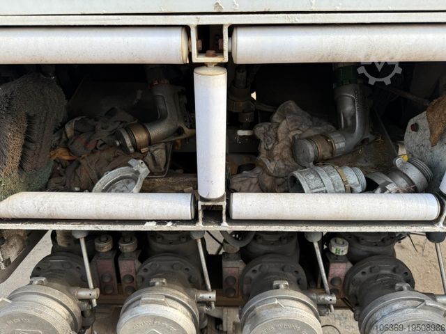 Cisterna kamion  HMK Bilcon 23.800 L ADR Tank