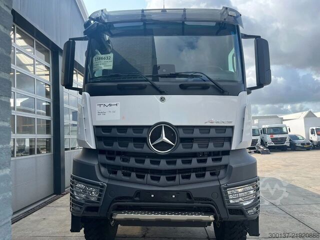 ผ้าใบกันน้ำแบบเลื่อน Mercedes-Benz Arocs 3340 A 6x6 Cargo Truck