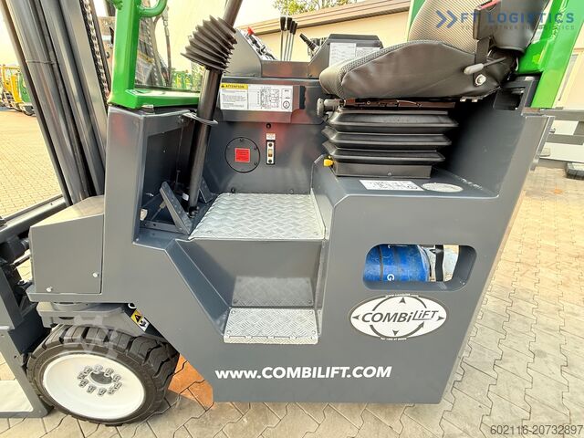 4ウェイ・フォークリフト Combilift C4000CB TRIPLEX 5200MM FREE-LIFT TOP 1