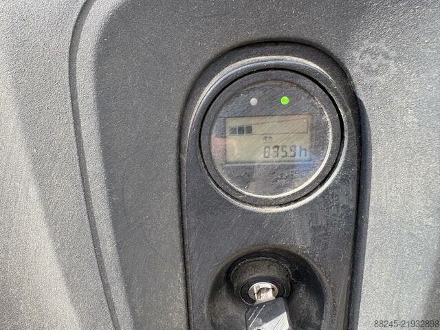 VS-22330 مكدس كهربائي Linde L10b ارتفاع رفع 2,424 مم سنة الصنع 2012 LINDE l10b