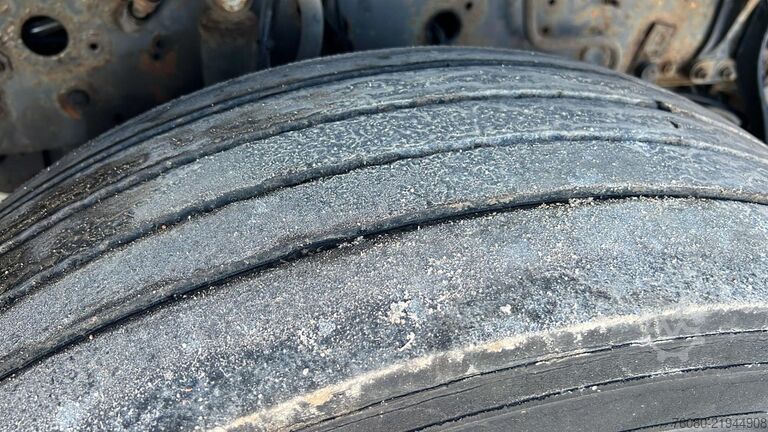 Стандарт-СЗМ Renault Premium 460 DXI (GOOD CONDITION / AIRCO / BONNE...