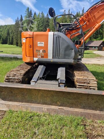 Kettenbagger/Harvester Hitachi ZAXIS 225