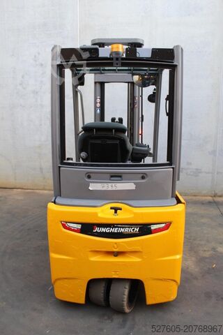 Empilhador Jungheinrich EFG 220 550 DZ