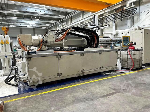 Injection molding machine KraussMaffei KM 950-17200 MX