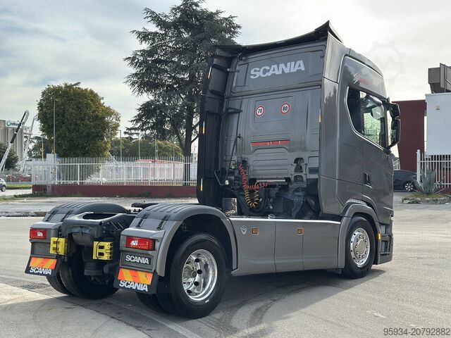 Standard tractor unit SCANIA 660S FULL-PNEUMATIC