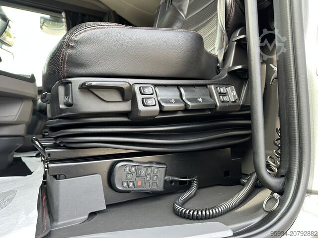 Standard tractor unit SCANIA 660S FULL-PNEUMATIC