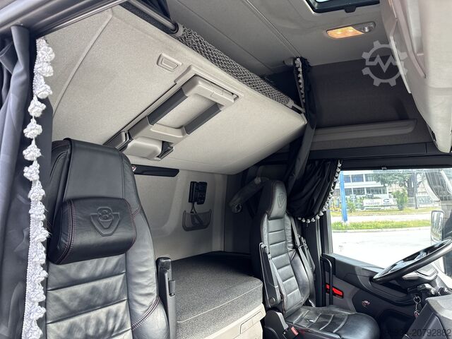 Standard tractor unit SCANIA 660S FULL-PNEUMATIC