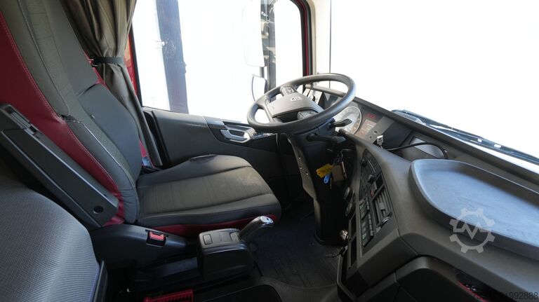 Šasija sa taksijem Volvo FH 460 6x2 chassis truck
