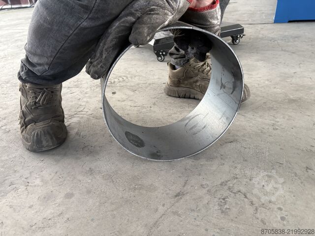  Nanjing Asia Machine Mfg. Co., Ltd. W12-8/2000 4-rollers rolling machine