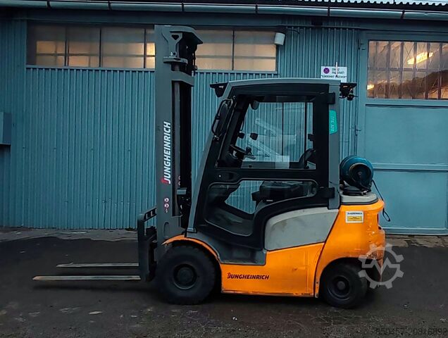 Nestekaasukäyttöiset trukit (LPG) Jungheinrich TFG320