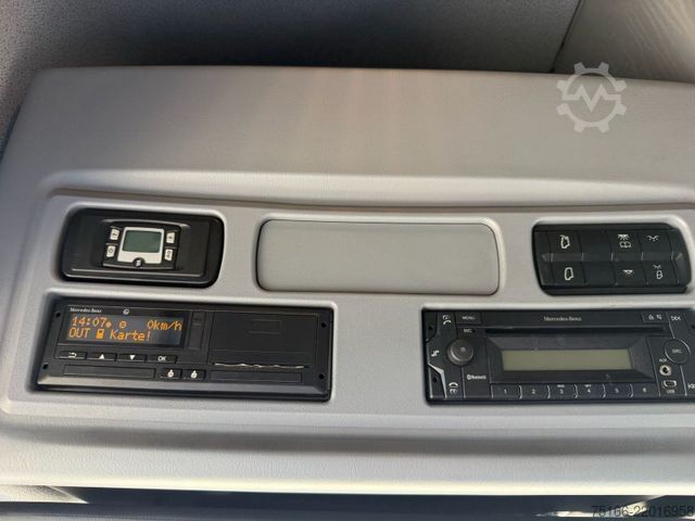 Autocamion cu caroserie tip cutie MERCEDES-BENZ ATEGO 1530 L BIGSPACE Koffer 7,20 m LBW 1,5 T