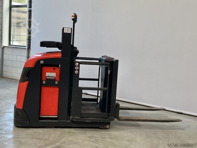 V 10 / * DEMO !! DOUBLE steering !! LINDE V 10 /  * DEMO !! DOUBLE steering !!