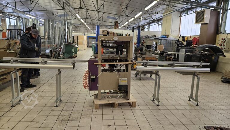 Fraiseuse à montant mobile Fom Industrie Horma 21