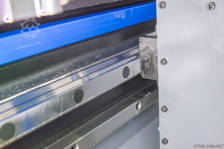 Bearbeitungszentrum DMA MACHINERY-ROUTERS EXPRESS1326-ATC