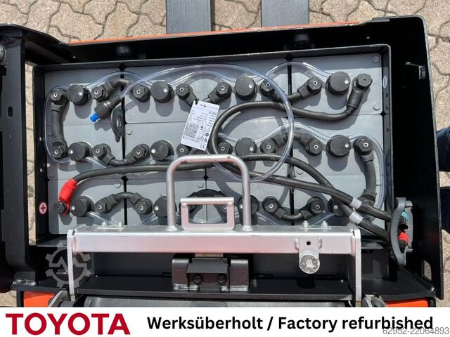 Porta-paletes manual Toyota LPE 250 / Akku überh.!