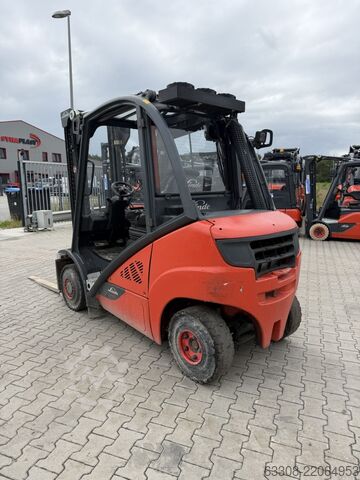 Xe nâng động cơ diesel Linde H25D-02