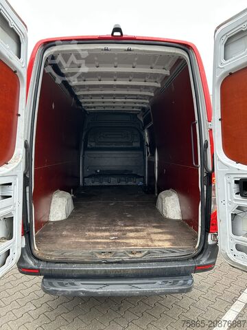 Fourgon tôlé Mercedes-Benz Sprinter 311 2.2 CDI Euro 6D / 137 dkm / L3 H2 ...