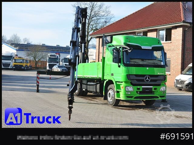 Automobilis ar plakanu platformu MERCEDES-BENZ Actros 1844 MP3, Kran MKG 291 HP 5+3 Funk, TÜV 06/2026