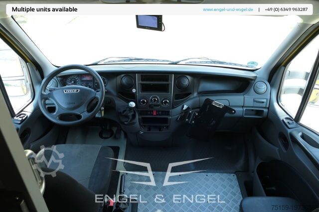 Skriňová dodávka iveco Daily 35 S11 C30C AUTOMATIK KAMERA Regale LUFT DURCHGANG EURO-5 CoC