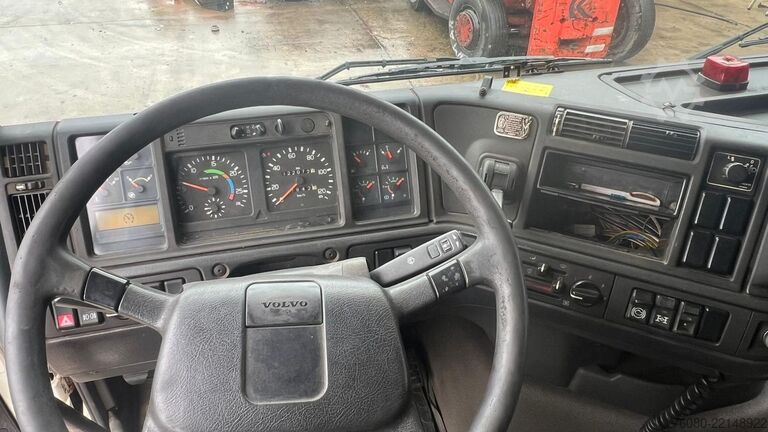 Atrelado da plataforma Volvo FH 12.420 (6X4 / MANUAL GEARBOX / BOITE MANUELLE)