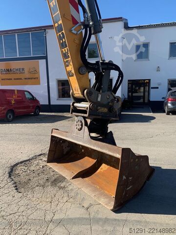 Mobilni bager Liebherr A 920 Litronic