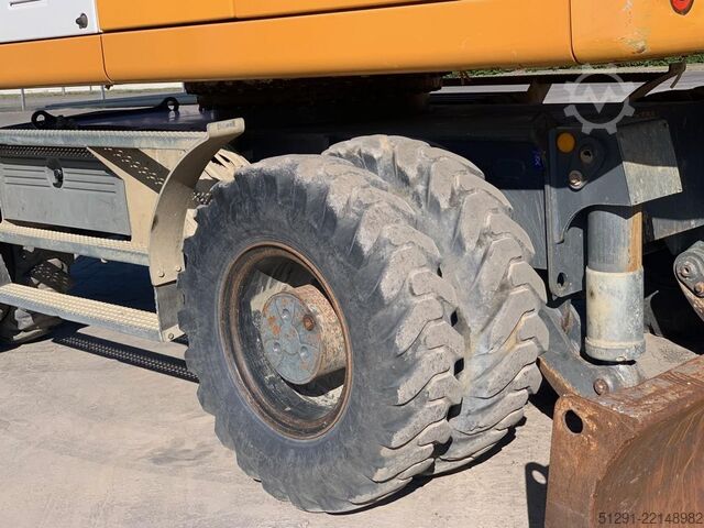 Mobilni bager Liebherr A 920 Litronic