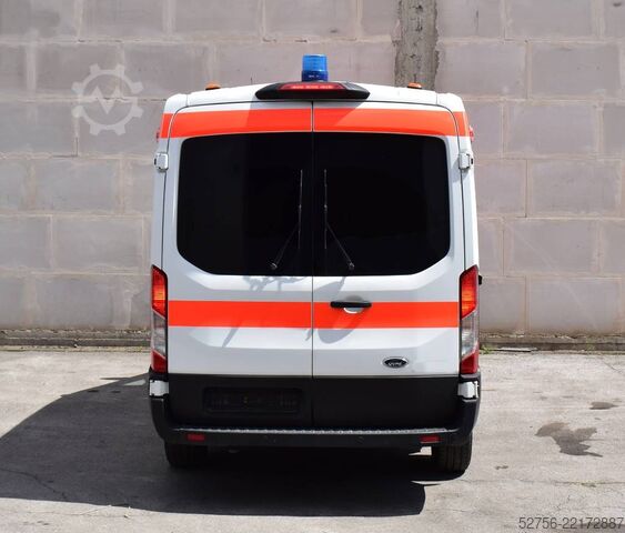 Ambulans Ford Transit KTW Krankentransportwagen