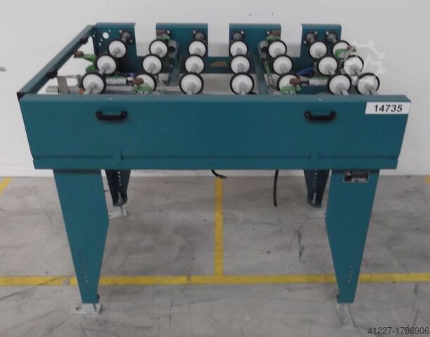 Acționat de transportor cu role Grenzebach mit Zentriereinheit