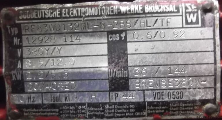 Motorreductor 2,2/5,5 kW 36/144 rpm SEW RF83WD132ML