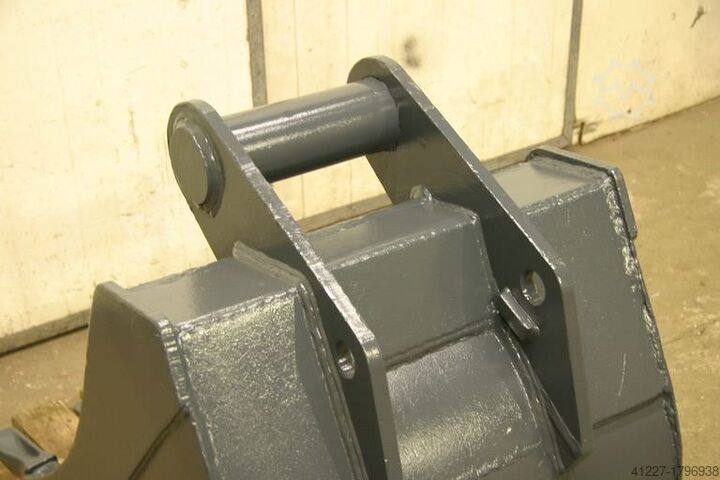 Excavator bucket with quick coupler Lehnhoff Breite 70 cm