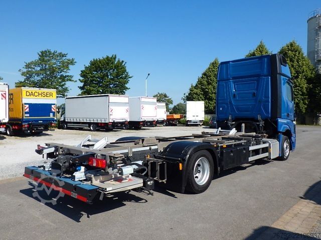 Truck chassis MERCEDES-BENZ 1842 L Actros 5 GigaSpace/BDF/LBW/HPE/Standklima