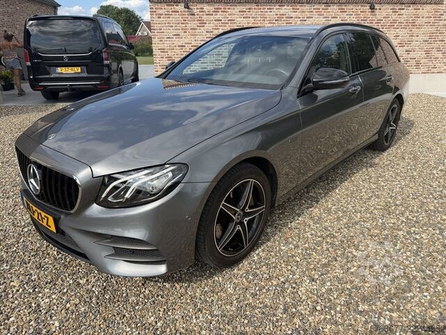 Mercedes-Benz Classe E Carrinha 300 de AMG Line 2020 LED / ACC / Couro MARGE MERCEDES-BENZ E-klasse Estate 300 de AMG Line 2020 Led / ACC / Leder