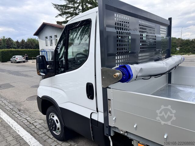 三向自卸卡车 Iveco Daily 50C18 5200 Kg Kipper
