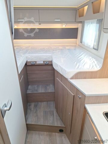 Autocaravana semi-integrada CARADO pro+ T 338 TV/SAT, Navi+RFK, Hubbett