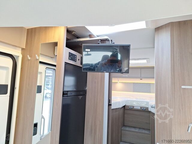 Autocaravana semi-integrada CARADO pro+ T 457 Hubbett, SAT+TV, NAVI+RFK, COMBI 6E