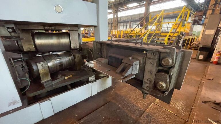 FARMER NORTON BAR STRAIGHTENER 4V-2M FARMER NORTON BAR STRAIGHTENER 4V-2M