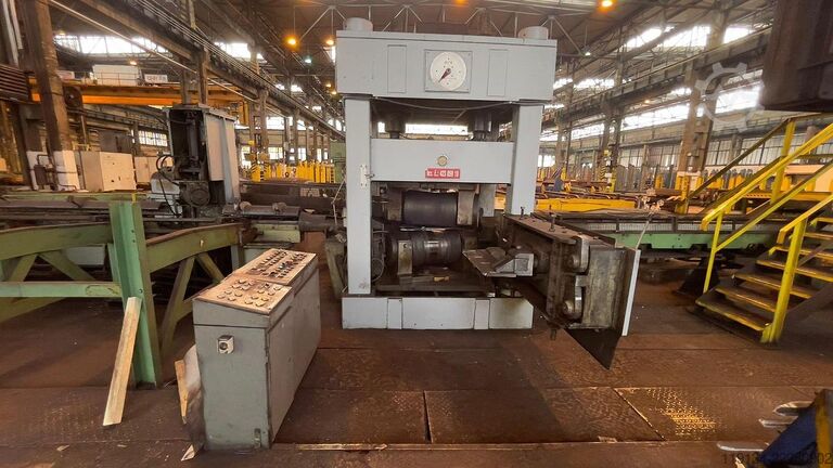 FARMER NORTON BAR STRAIGHTENER 4V-2M FARMER NORTON BAR STRAIGHTENER 4V-2M
