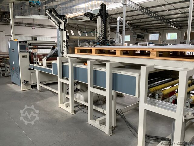 Lini produksi laminasi lembaran akril dan PET MASTER PUR 1400 Panel Laminating Line