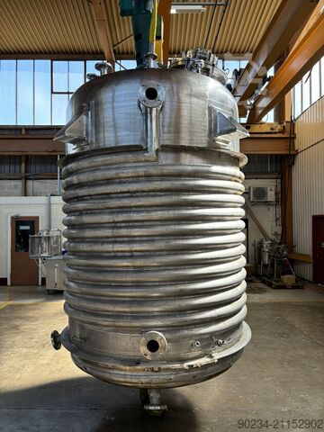 5,957 litra, 3 bar/vakuum i plotë i brendshëm, 6 bar/vakuum i plotë jaket, reaktor vertikal prej çel  5,957 Litre
