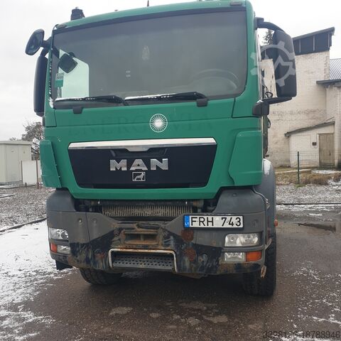 Камион, монтиран с оборудване за обработка на дърво MAN TGS 33.540 6x6 BB