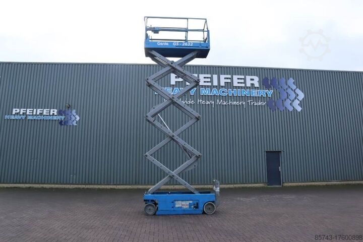 Scissor lift Genie GS2632 Electric, Working Height 10m, 227kg Capacit