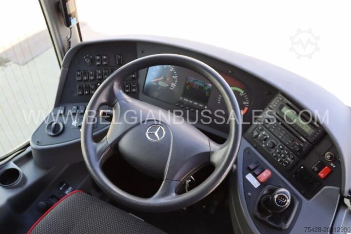 Coach Mercedes Tourismo 16RHD M2