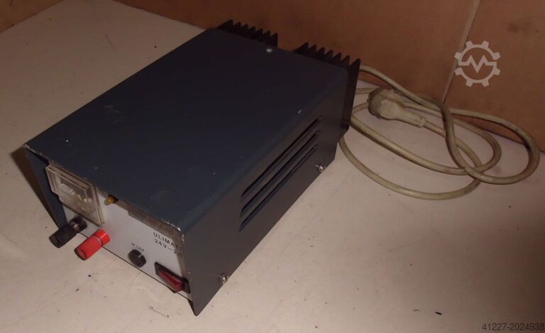 Aflgjafi rannsóknarstofu Läufer Ulimatic