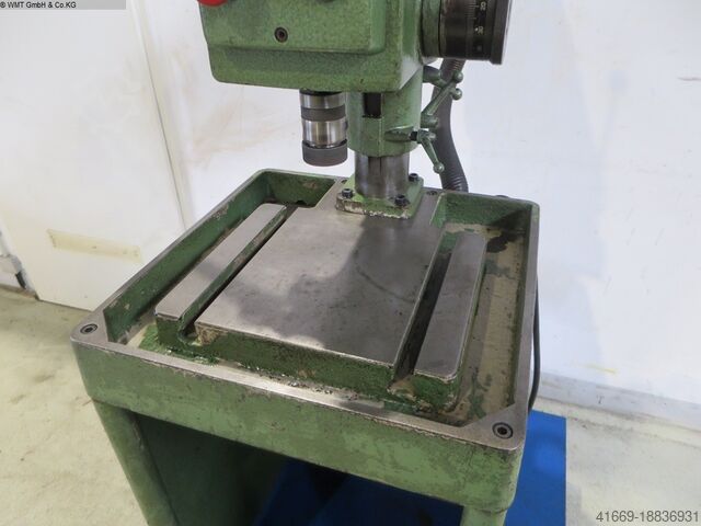 Mesin pemotong benang HAGEN & GOEBEL 468 E