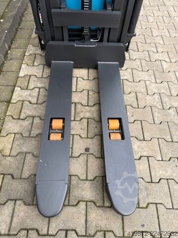 Pedestrian Stacker Noblelift PS16DL  Initialhub!!!