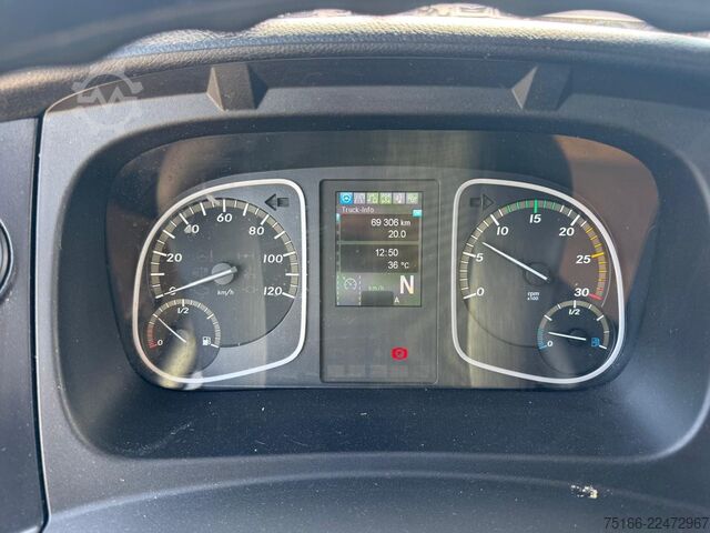 বক্স ভ্যান MERCEDES-BENZ ATEGO 821 L Koffer 4,10 m LBW 1 T*SEITENTÜRE