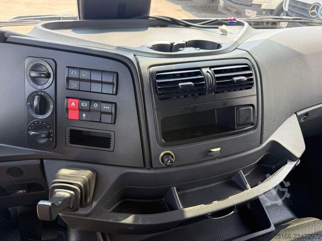 Camión de plataforma MERCEDES-BENZ ATEGO 1530 L Pritsche 7,20 m AHK*NL 9 T