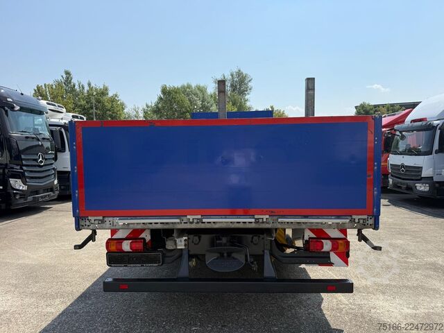 Camión de plataforma MERCEDES-BENZ ATEGO 1530 L Pritsche 7,20 m AHK*NL 9 T