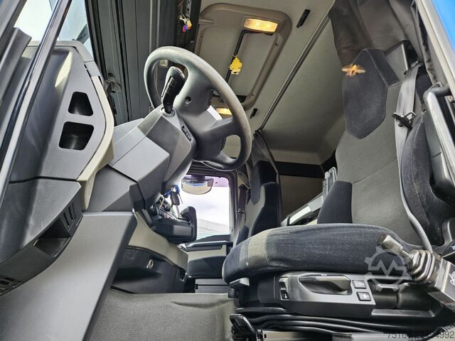 Njësi standarde të tërheqjes MAN TGS 22.510 BL 4x4