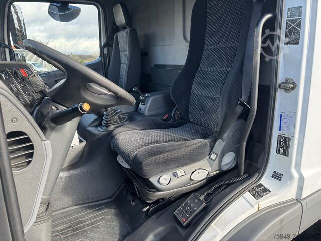 Atego 1223 L skrzynia/plandeka 7,30m windy załad. Mercedes-Benz Atego 1223 L Pritsche/Plane 7,30m LBW